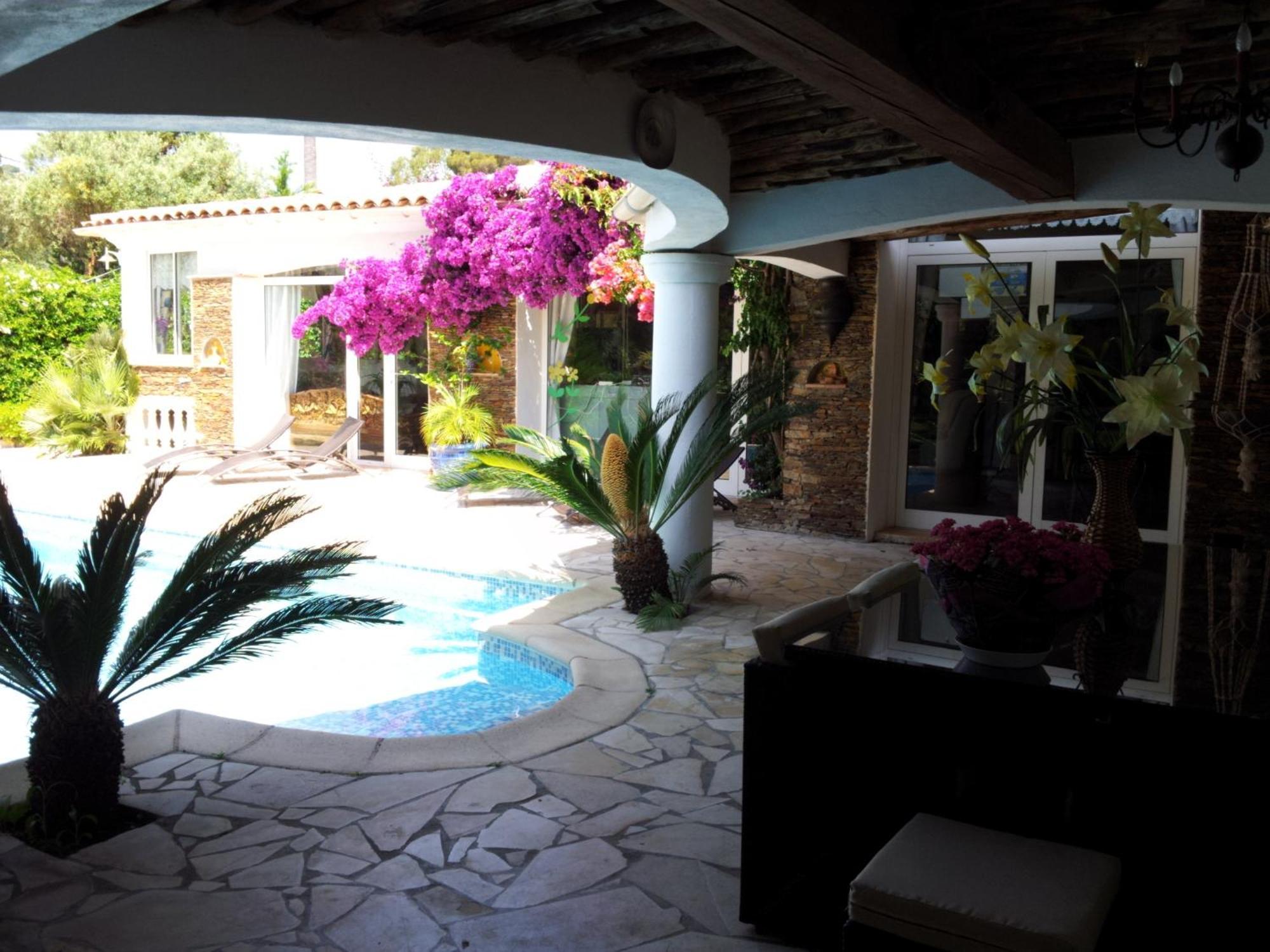 Villa Provencale A Maxime, Golf De Saint Tropez *
